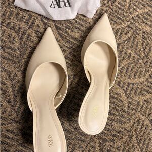 Zara Women's Classic Cream Mules